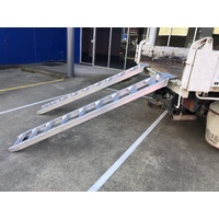 4 Tonne 2.4 metre x 300mm Aluminium Loading Ramps - Rubber / wheeled machines