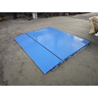 Heavy Duty Folding Shipping Container Forklift Loading Ramp Steel 7000kg 1.26m with chains for securing